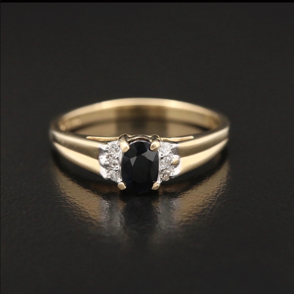 Sapphire and diamond 14k gold ring
